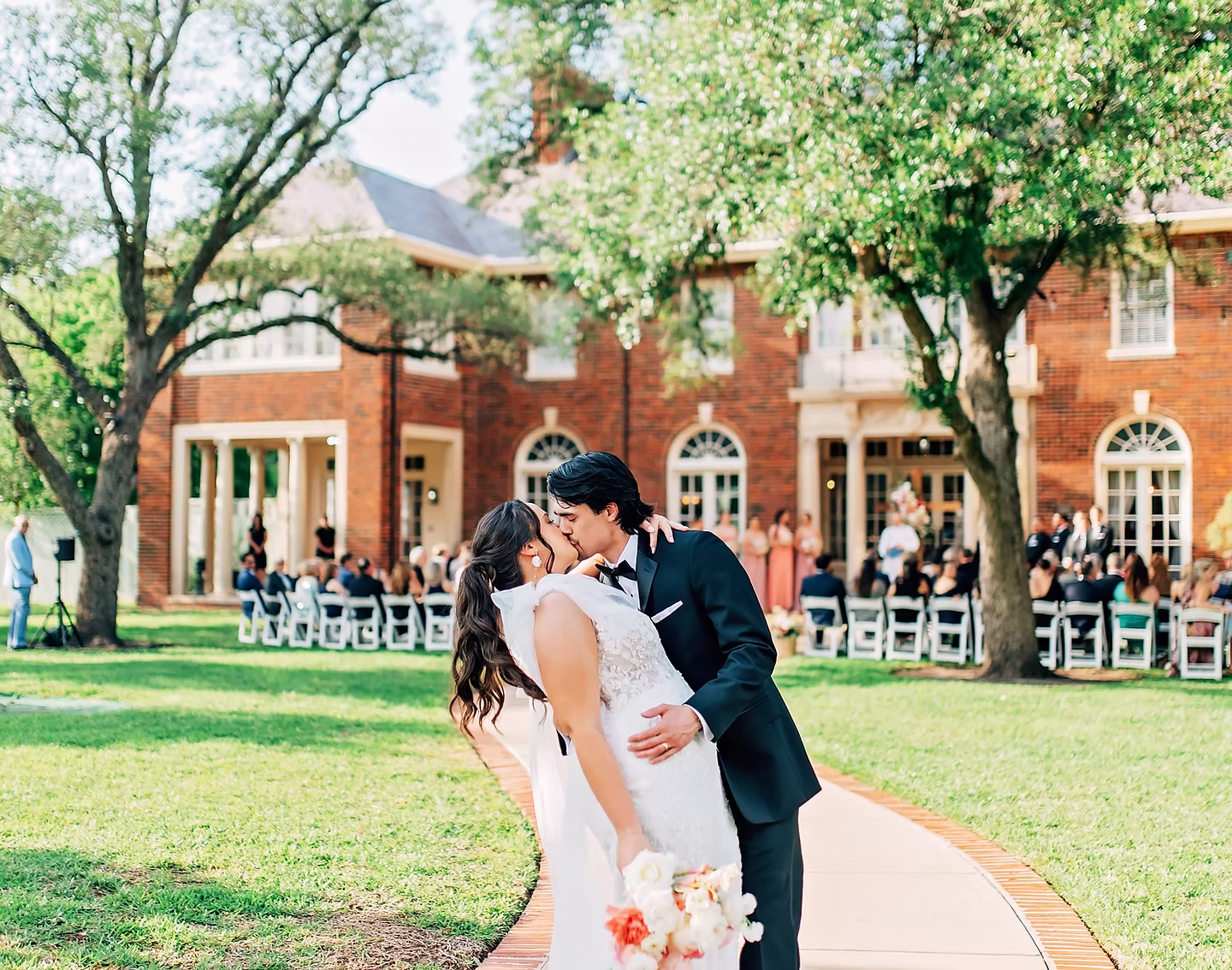 A wedding at the Astin Mansion